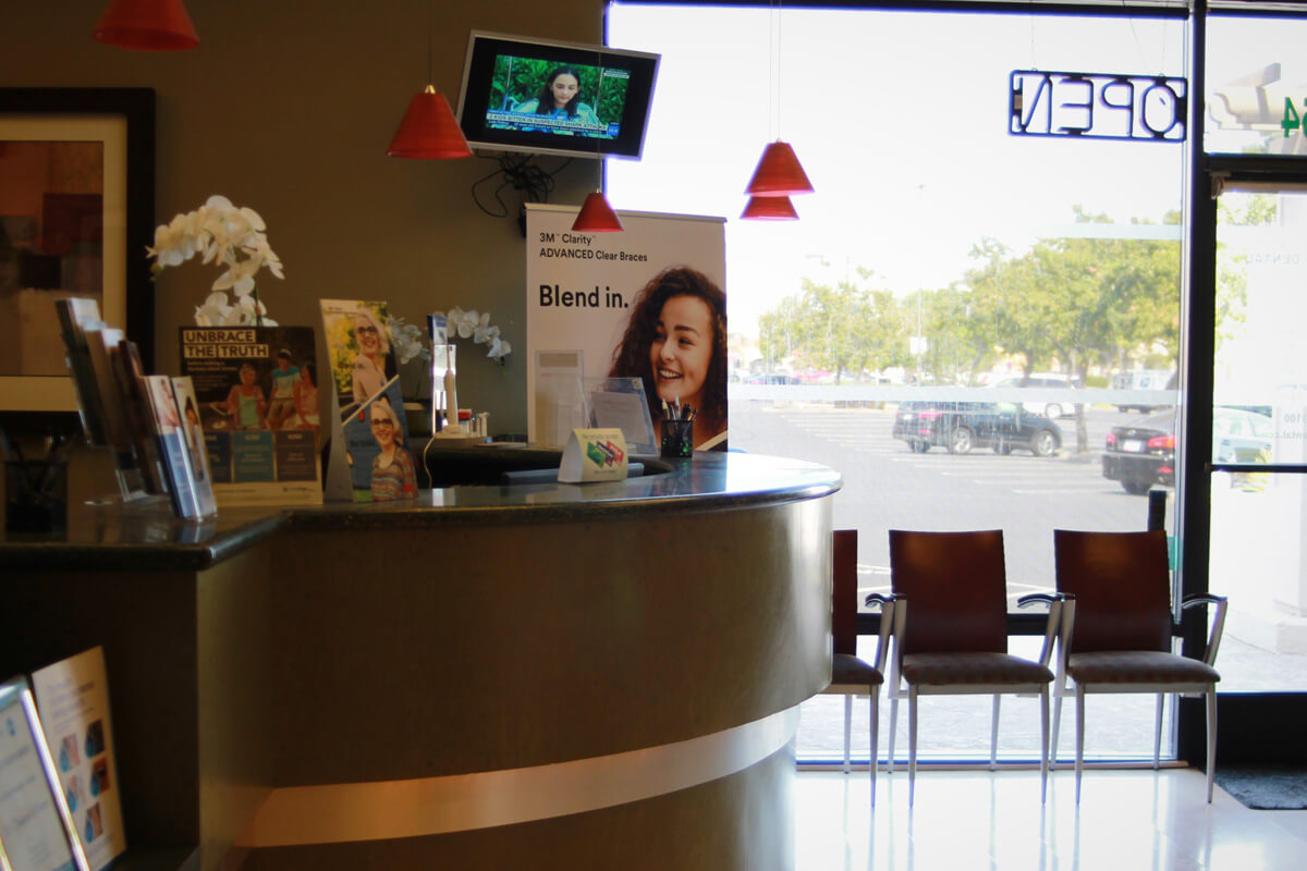 Valley View Dental Tracy Office1